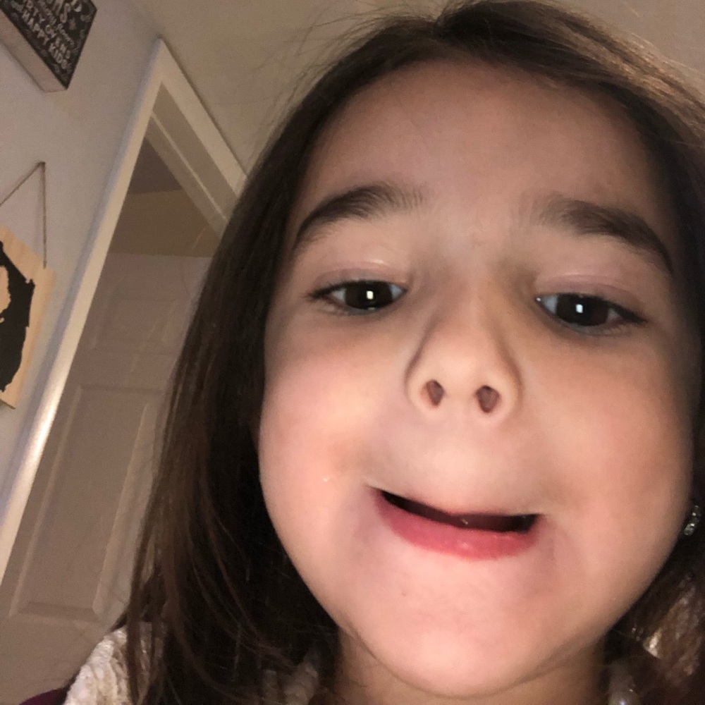 Meet your Posher, Nicole
